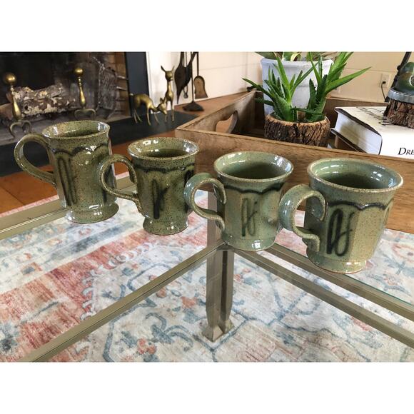 Vintage Set of 4 Green & Brown Speckled Handmade Studio Pottery Mugs Coffee/Tea - Picture 1 of 10